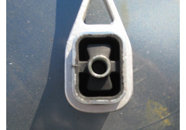 подушка під двигун задня Renault Clio 2, Symbol II, Megane 1.5 dci,1.4,1.6 16V, 8200171178, 7700437854, 8200117837 *